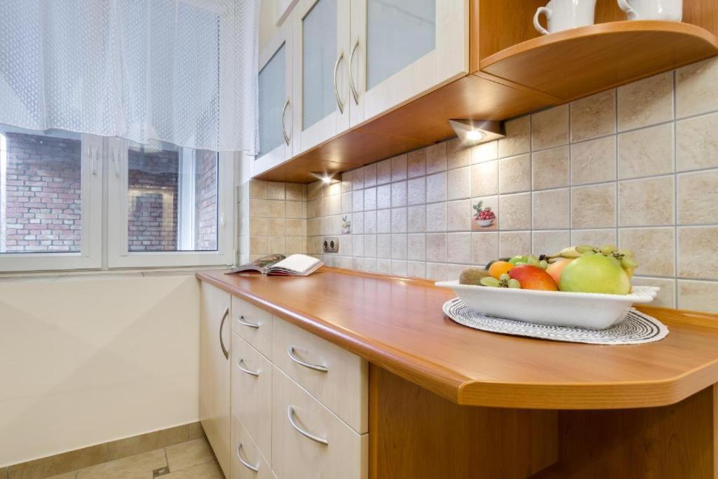 Elite Apartments Korzenna City Center Гданьск Экстерьер фото